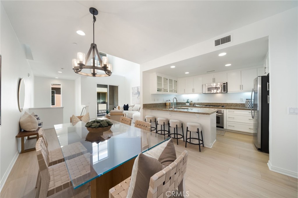 615 Rockefeller, Irvine CA 92612 - photo 10