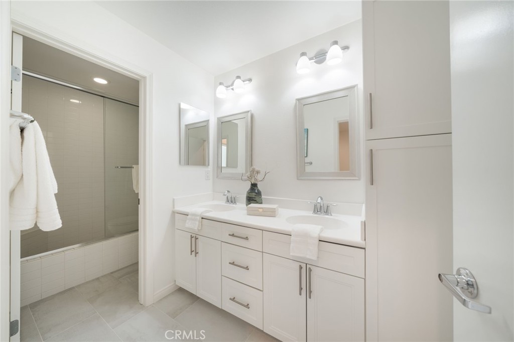 615 Rockefeller, Irvine CA 92612 - photo 29