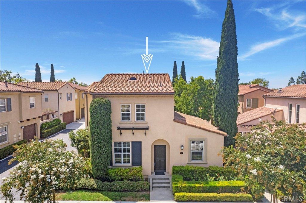 62 Chantilly, Irvine CA 92620 - photo 1
