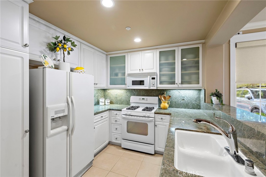 62 Dovetail, Irvine CA 92603 - photo 8