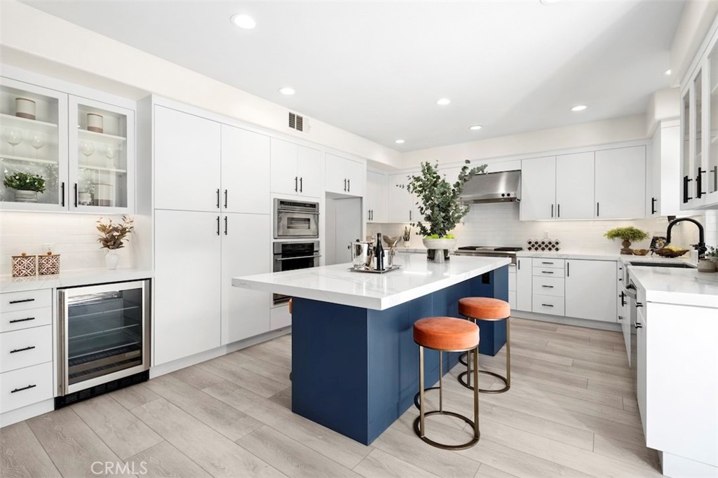 62 Logan, Irvine CA 92620 - photo 2