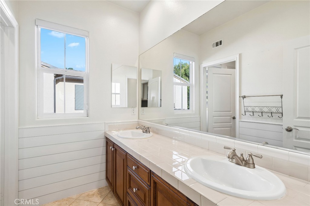 62 Logan, Irvine CA 92620 - photo 38