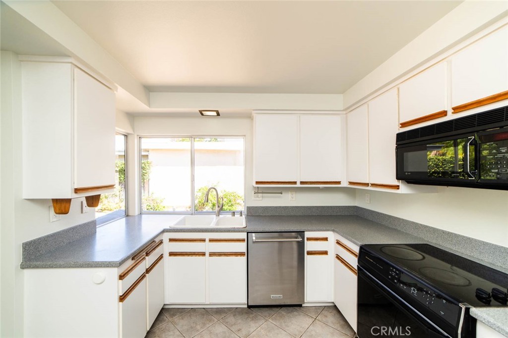 6271 Sierra Siena Road, Irvine CA 92603 - photo 20