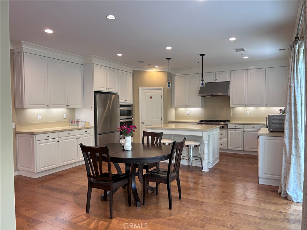 63 Elmdale, Irvine CA 92620 - photo 4