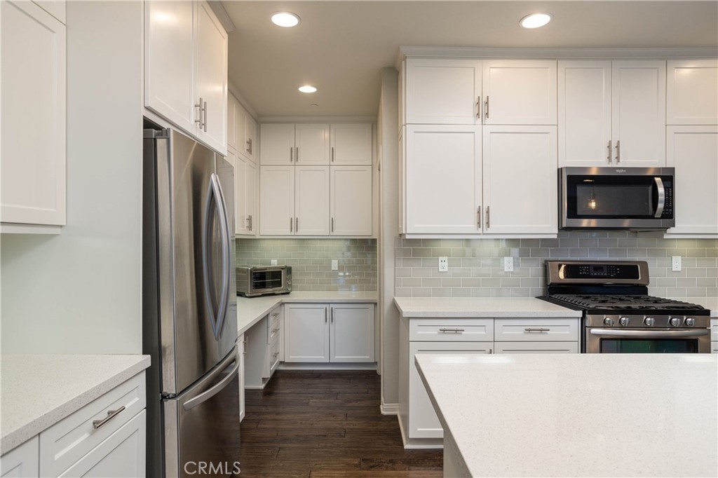 kitchen - 63 Origin, Irvine CA 92618 - photo 4