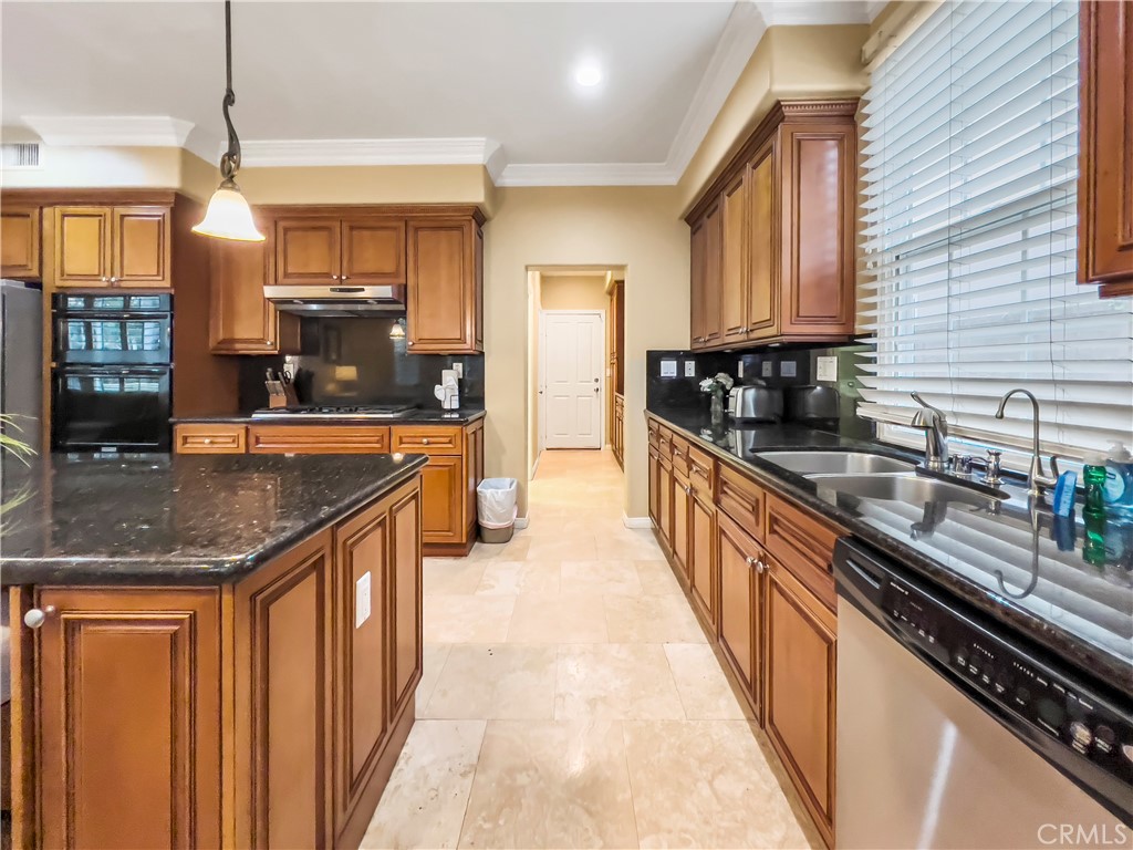 63 SECRET GARDEN, Irvine CA 92620 - photo 10