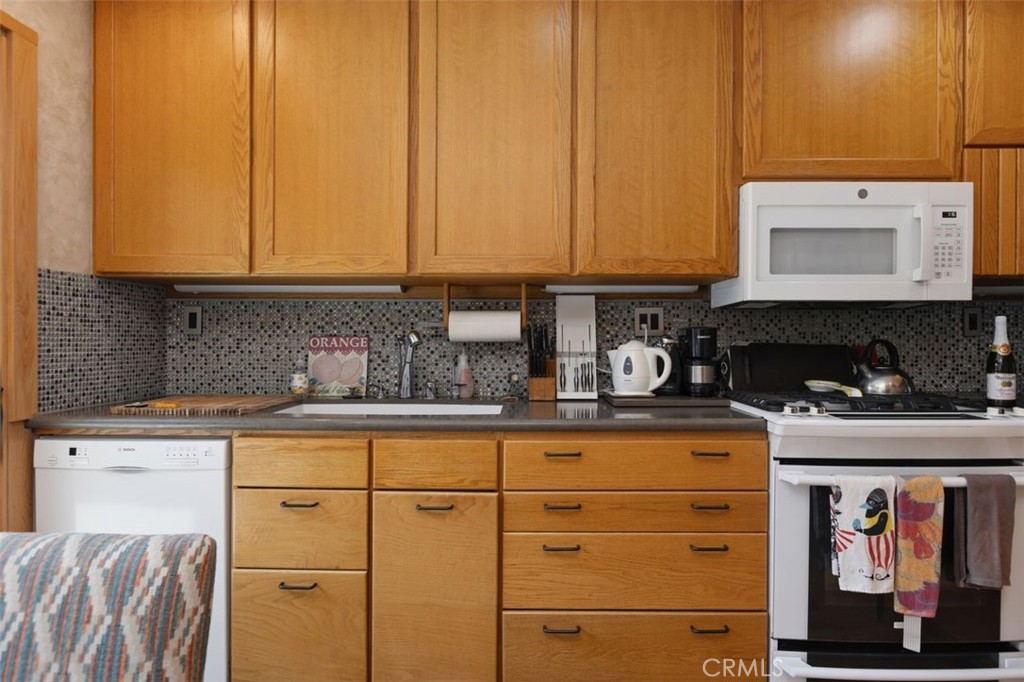 63 Seton, Irvine CA 92612 - photo 12
