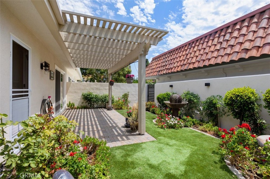 63 Seton, Irvine CA 92612 - photo 32