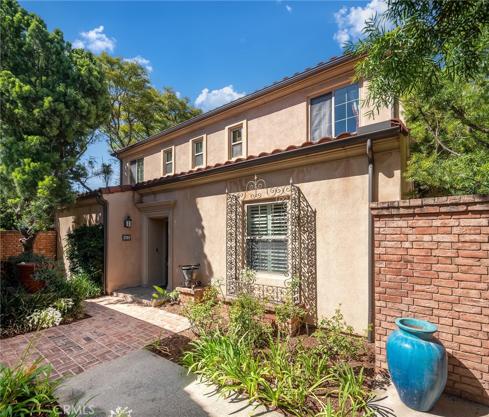 63 Splendor, Irvine CA 92618 - photo 1