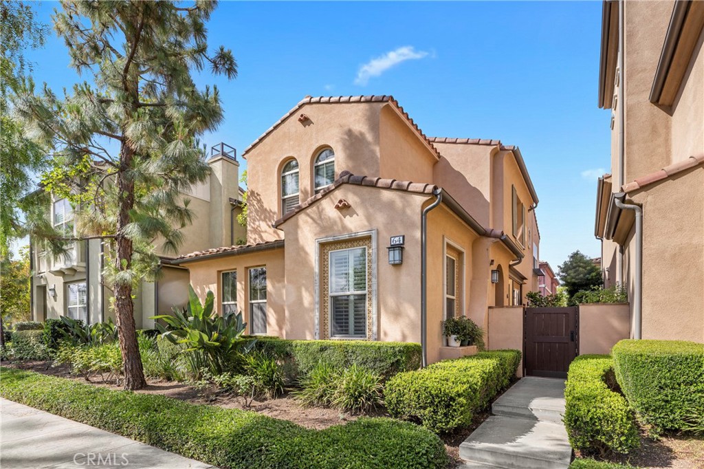 64 Cienega, Irvine CA 92618 - photo 1