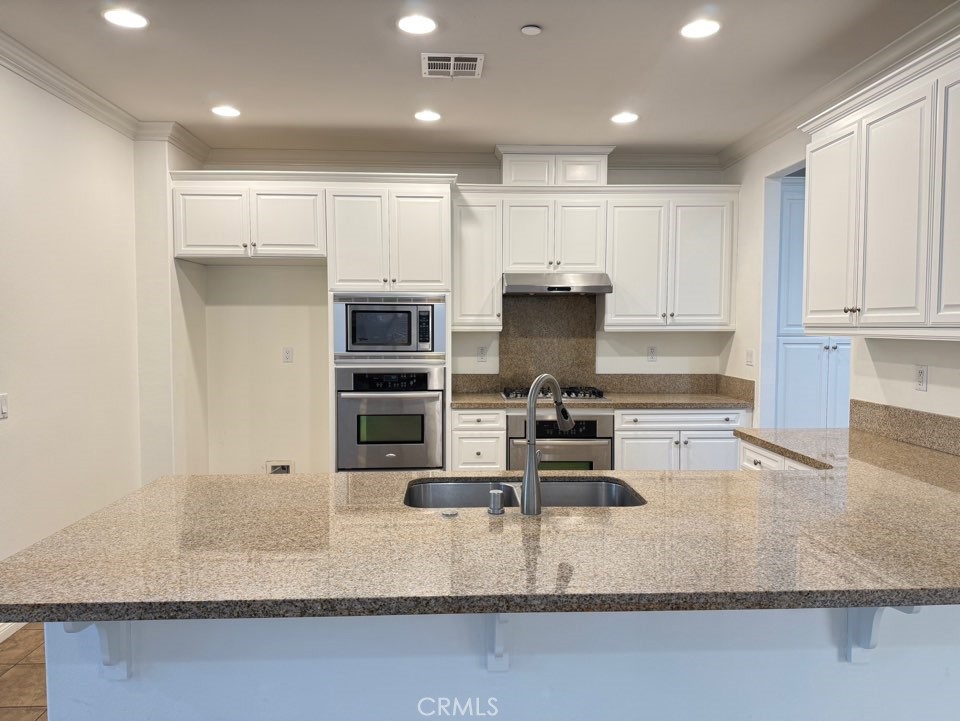 65 Distant Star, Irvine CA 92618 - photo 2