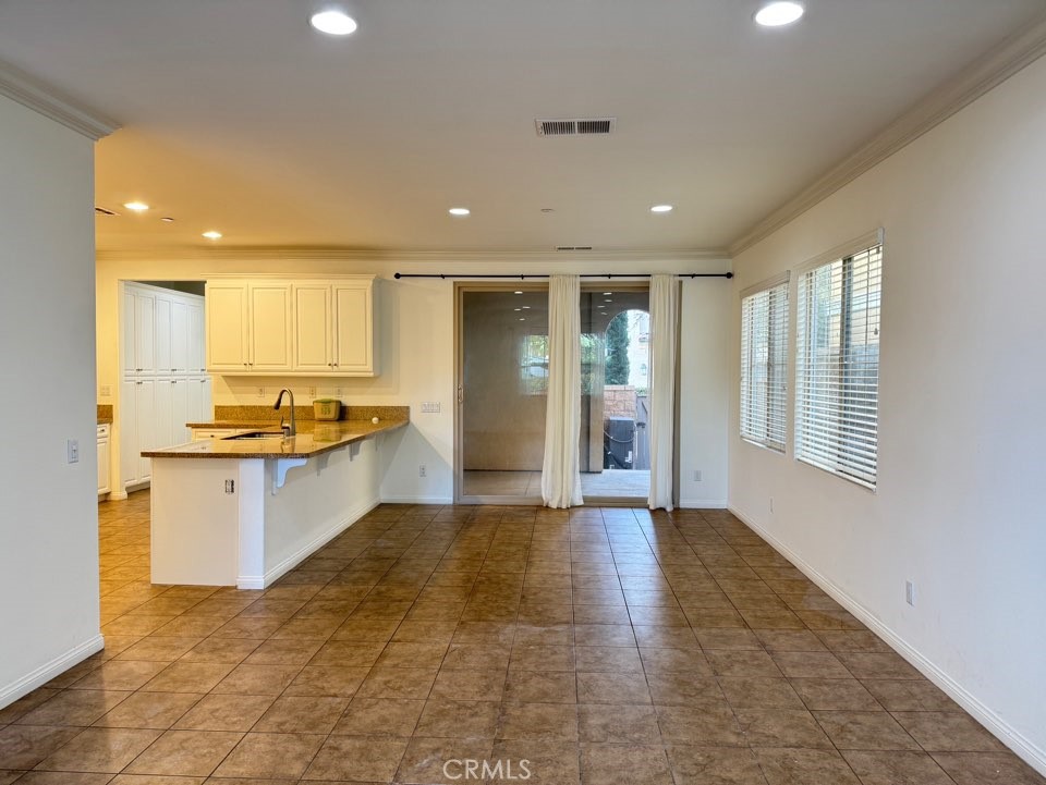 65 Distant Star, Irvine CA 92618 - photo 4