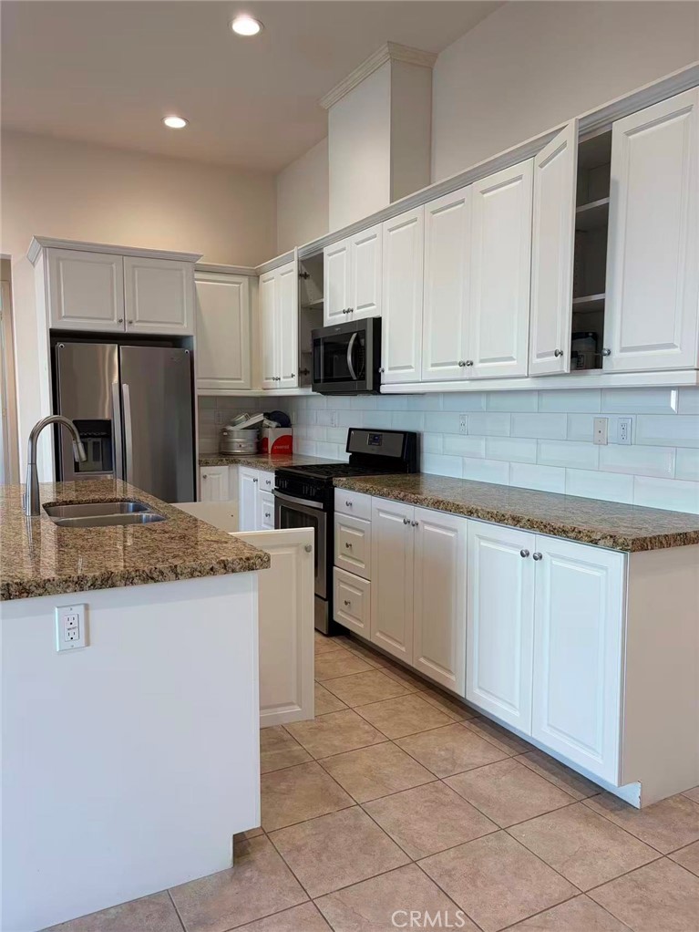 65 Henson, Irvine CA 92620 - photo 5
