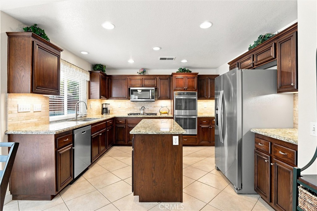 65 Linhaven, Irvine CA 92602 - photo 14