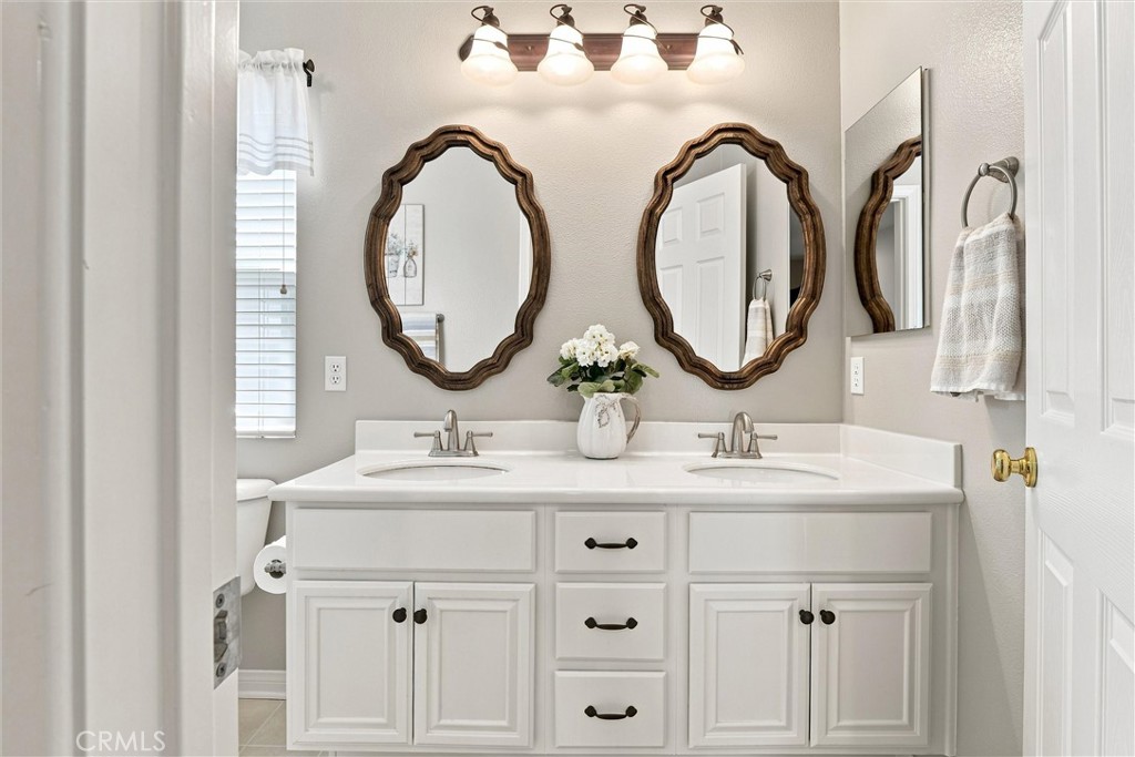 65 Linhaven, Irvine CA 92602 - photo 22