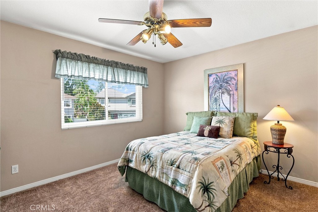 65 Linhaven, Irvine CA 92602 - photo 34