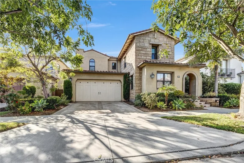 65 Mapleton, Irvine, CA 92620