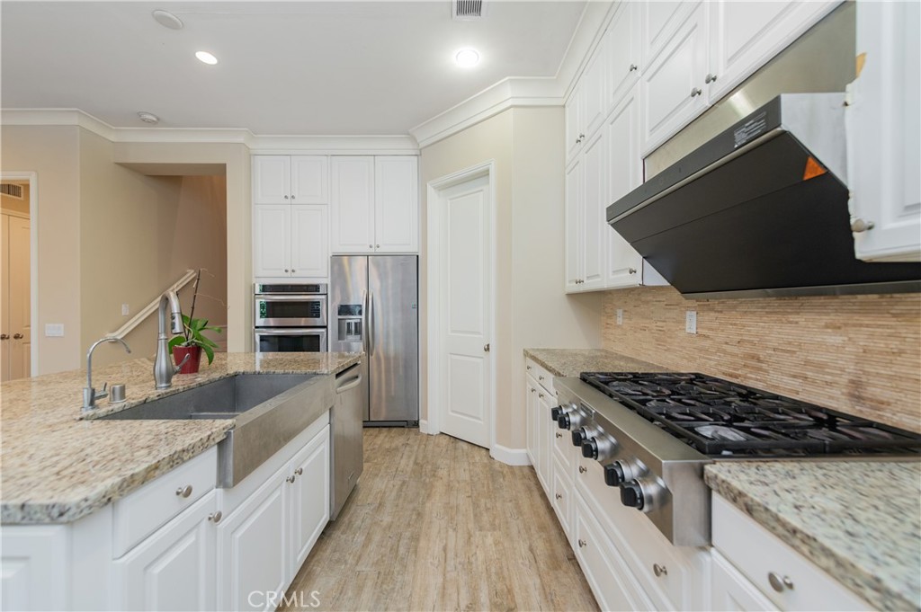 65 Pinetree, Irvine CA 92620 - photo 10