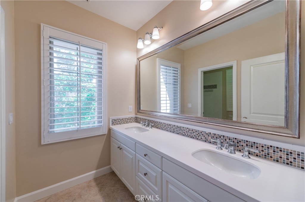 65 Pinetree, Irvine CA 92620 - photo 23