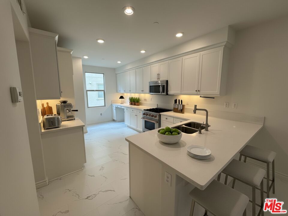 65 Plateau, Irvine CA 92618 - photo 1