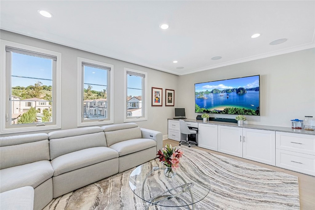 65 Rockinghorse, Irvine CA 92602 - photo 19