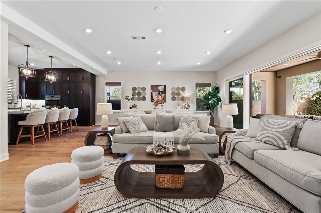 66 Bolide, Irvine CA 92618 - photo 9