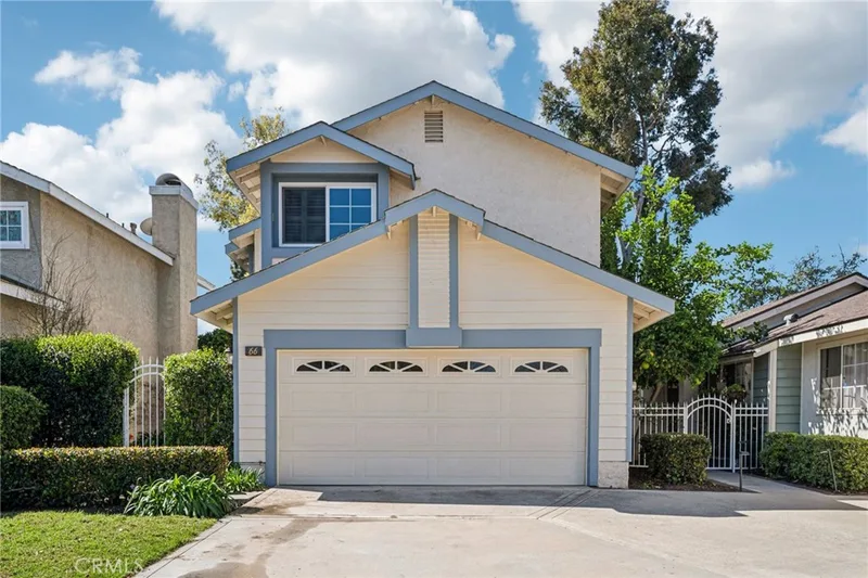 66 Bridgeport, Irvine, CA 92620