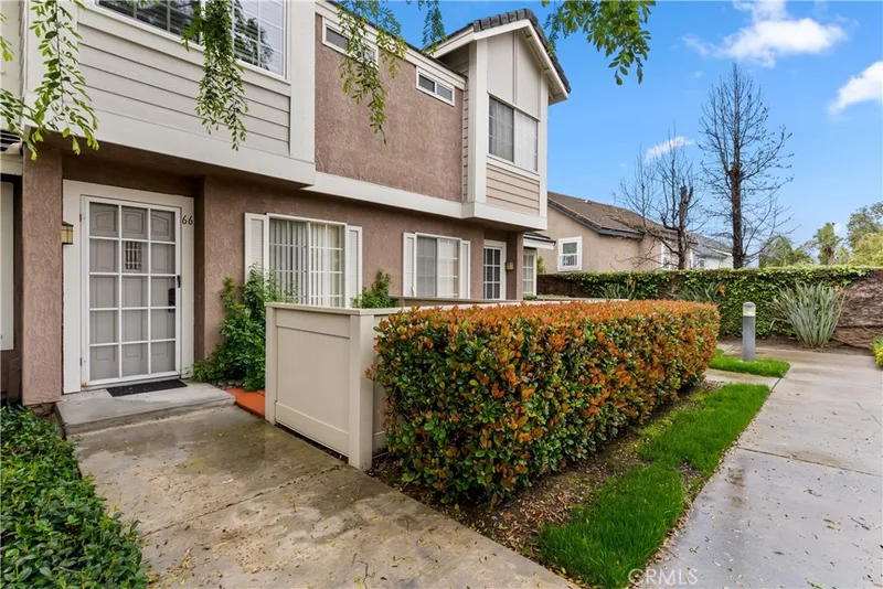 66 Christamon S, Irvine, CA 92620