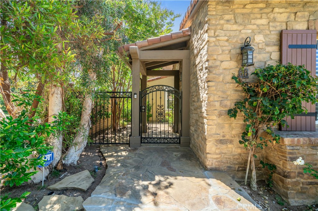 66 Eclipse, Irvine CA 92620 - photo 4