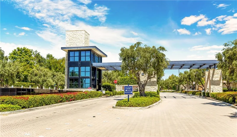 66 Eider Run, Irvine, CA 92618