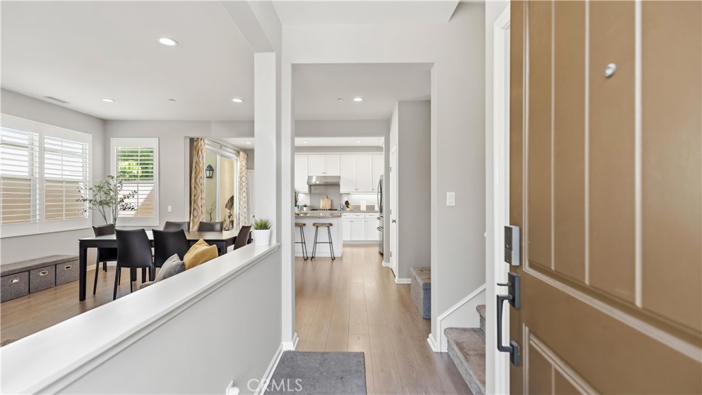 Entry - 66 Fairymoss, Irvine CA 92620 - photo 2