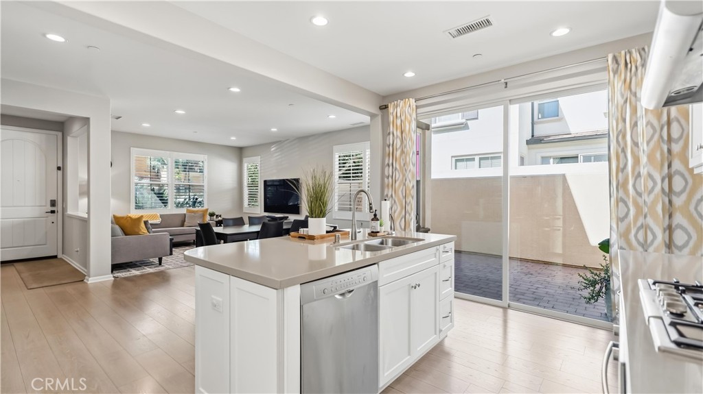 66 Fairymoss, Irvine CA 92620 - photo 11