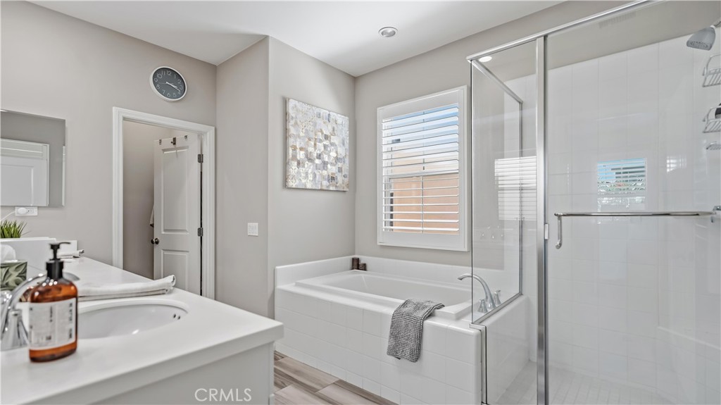 Master bathroom - 66 Fairymoss, Irvine CA 92620 - photo 16