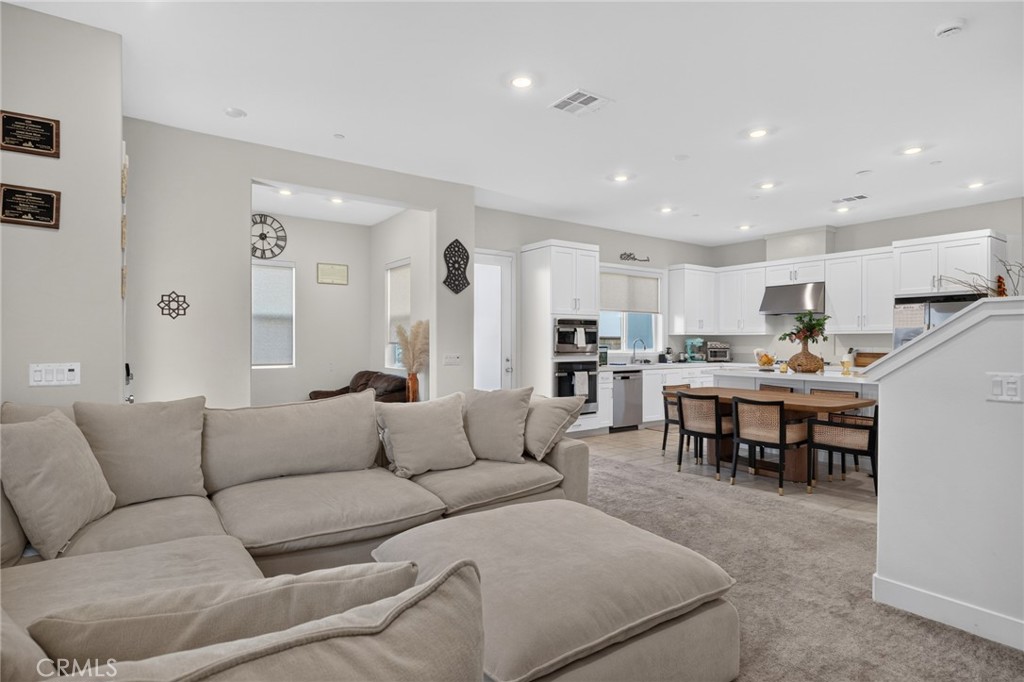 663 Gadwall, Irvine CA 92618 - photo 6