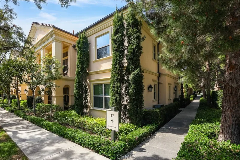 67 Kempton, Irvine, CA 92620