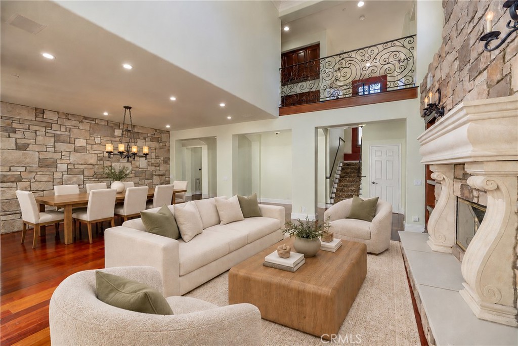 Make 67 a DONE Deal. Virtually staged. - 67 New Dawn, Irvine CA 92620 - photo 8