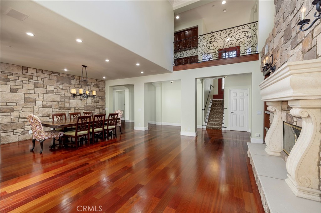 Make 67 a DONE DEAL! The actual room, without digitally added staging - 67 New Dawn, Irvine CA 92620 - photo 9