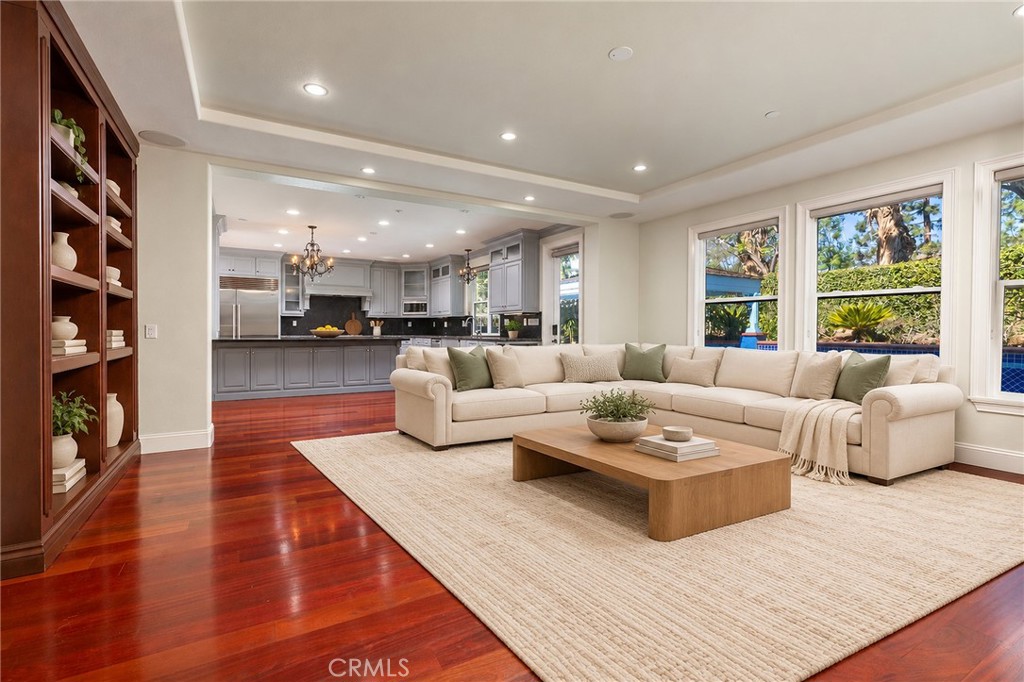 Make 67 a DONE Deal. Virtually staged. - 67 New Dawn, Irvine CA 92620 - photo 12