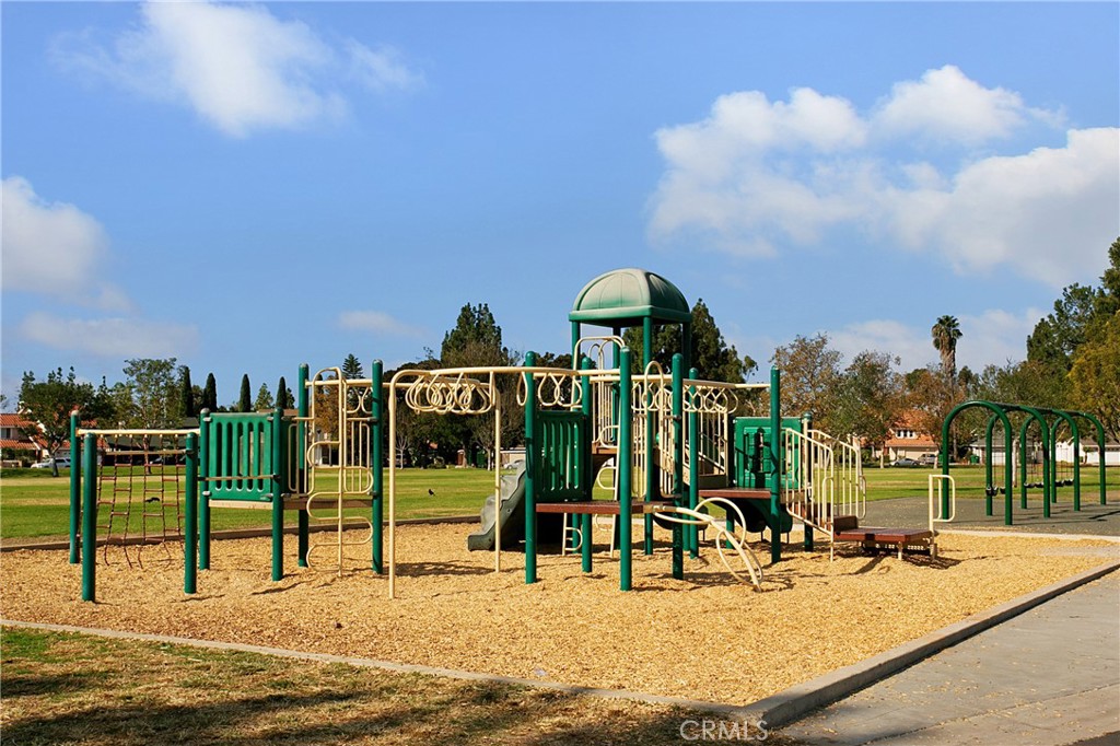 67 DONE DEAL has some of the greatest amenities on the entire Irvine Ranch. - 67 New Dawn, Irvine CA 92620 - photo 51