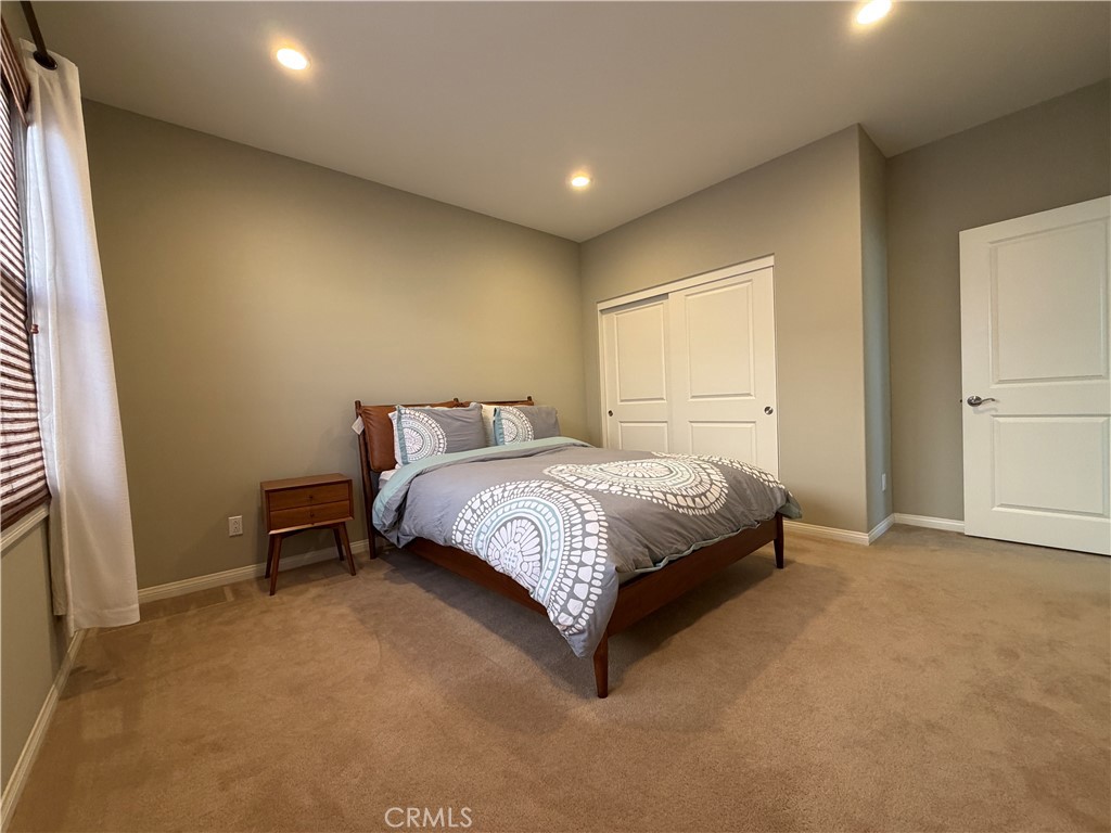 67 Parkdale, Irvine CA 92620 - photo 33