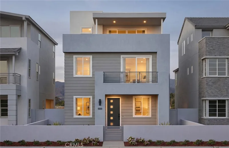 675 Chinon, Irvine, CA 92618