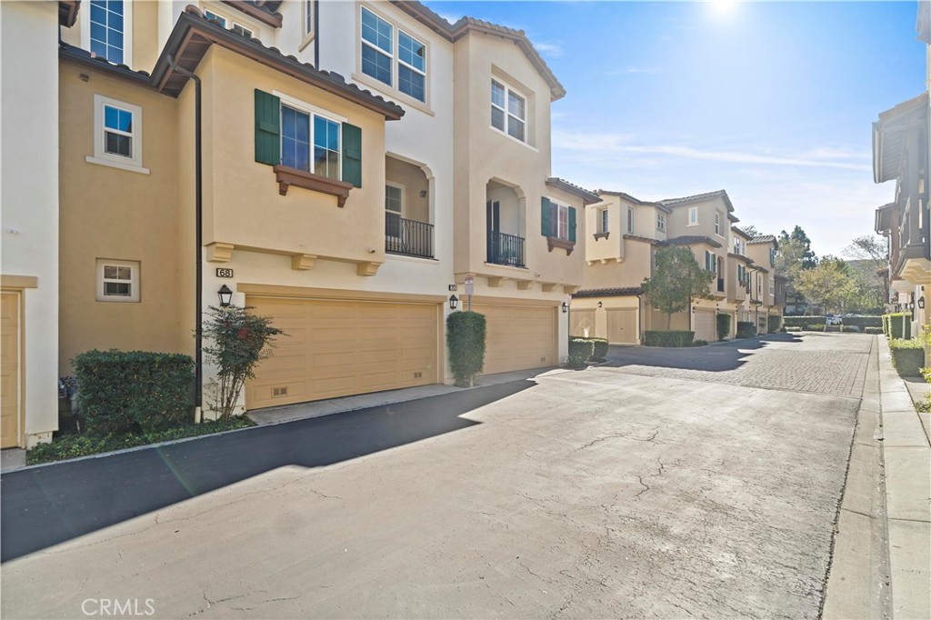 68 Dovetail, Irvine CA 92603 - photo 1