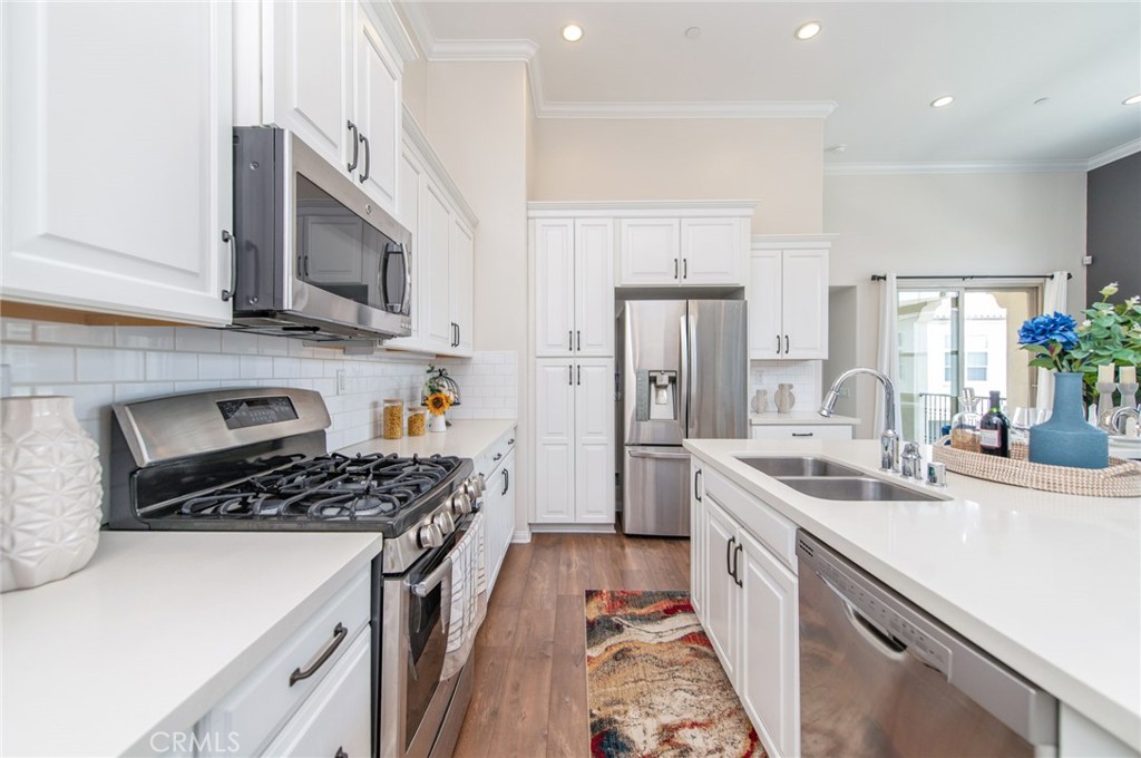 68 Rose Arch, Irvine CA 92620 - photo 9