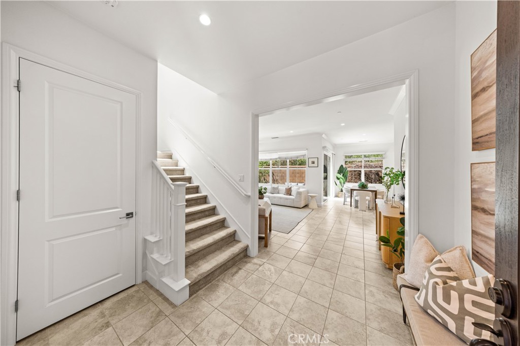 68 tollson, Irvine CA 92620 - photo 4