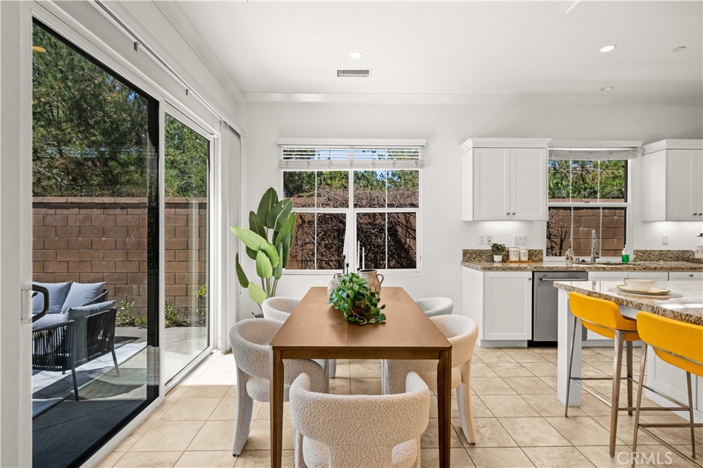 68 tollson, Irvine CA 92620 - photo 10