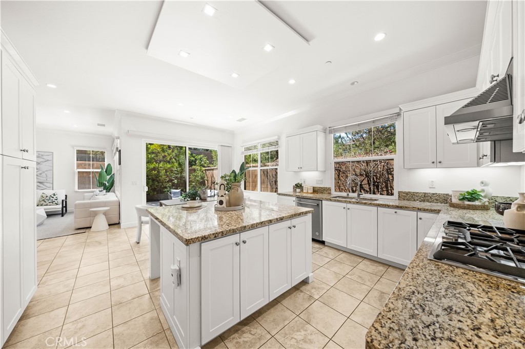 68 tollson, Irvine CA 92620 - photo 18
