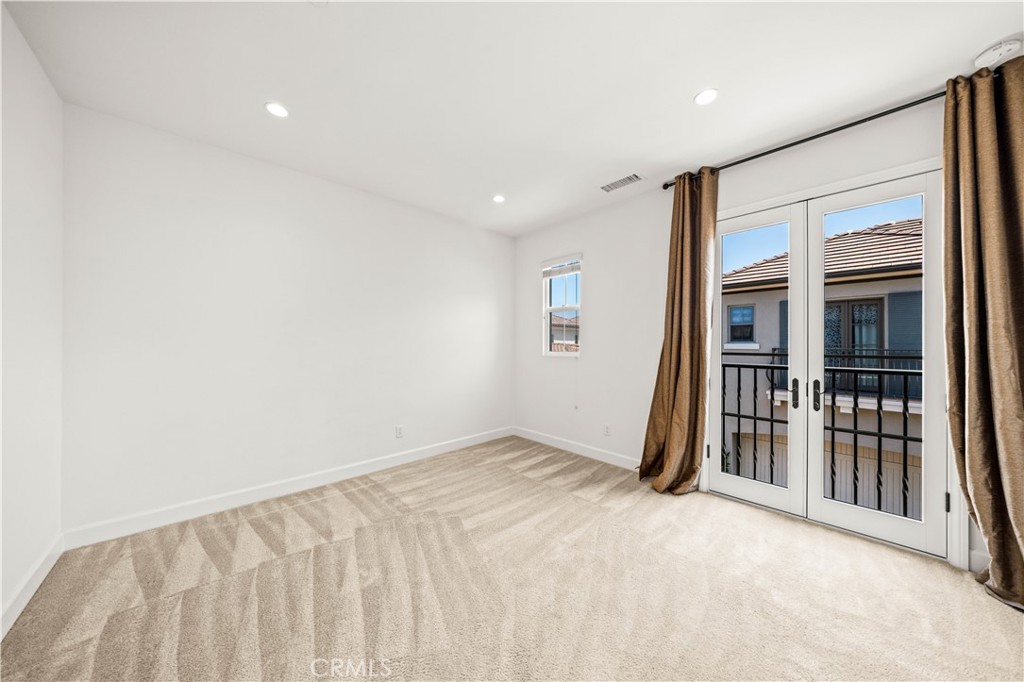 68 tollson, Irvine CA 92620 - photo 30