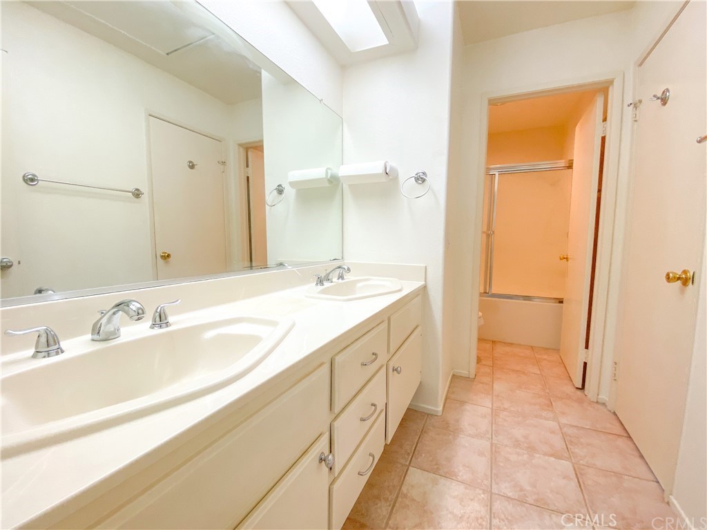 Bathroom - 69 Abrazo Aisle 127, Irvine CA 92614 - photo 5