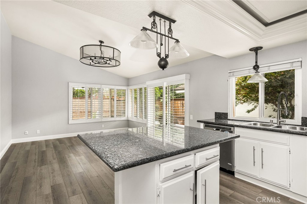 7 Atlanta, Irvine CA 92620 - photo 14