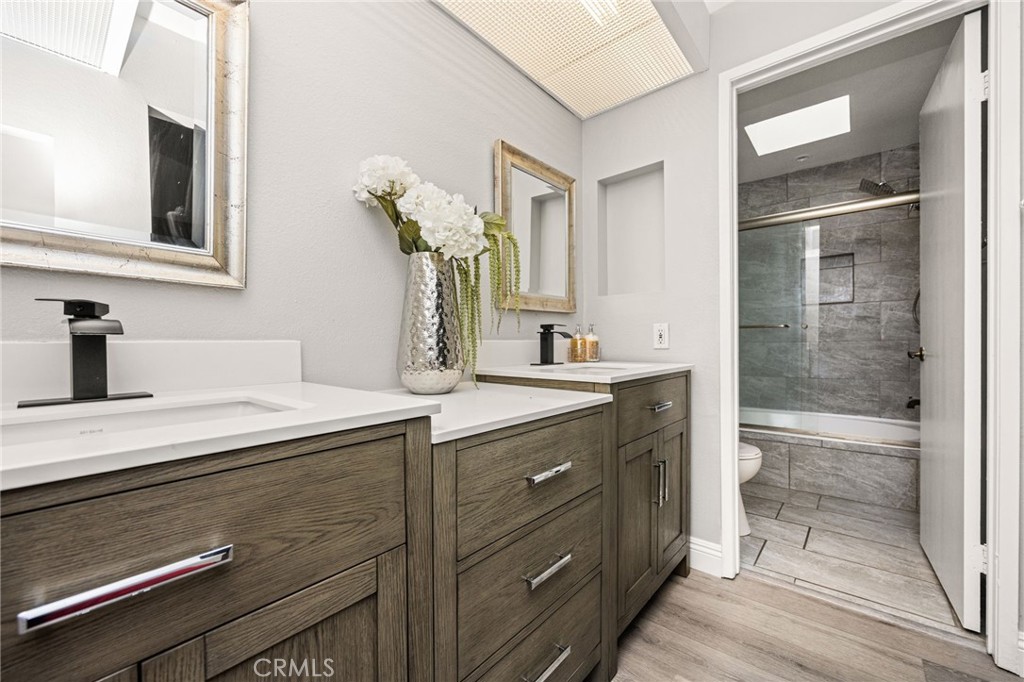 7 Atlanta, Irvine CA 92620 - photo 25